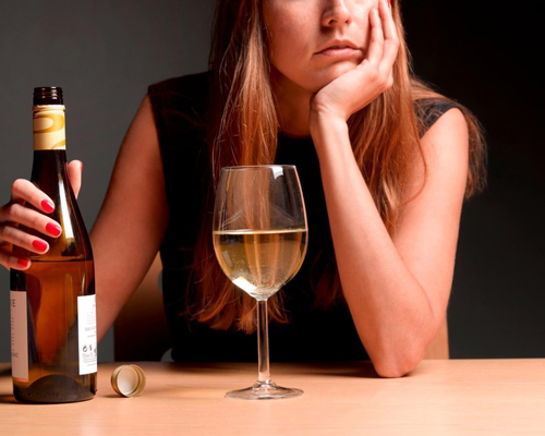 Анонимное лечение женского алкоголизма в Алапаевске